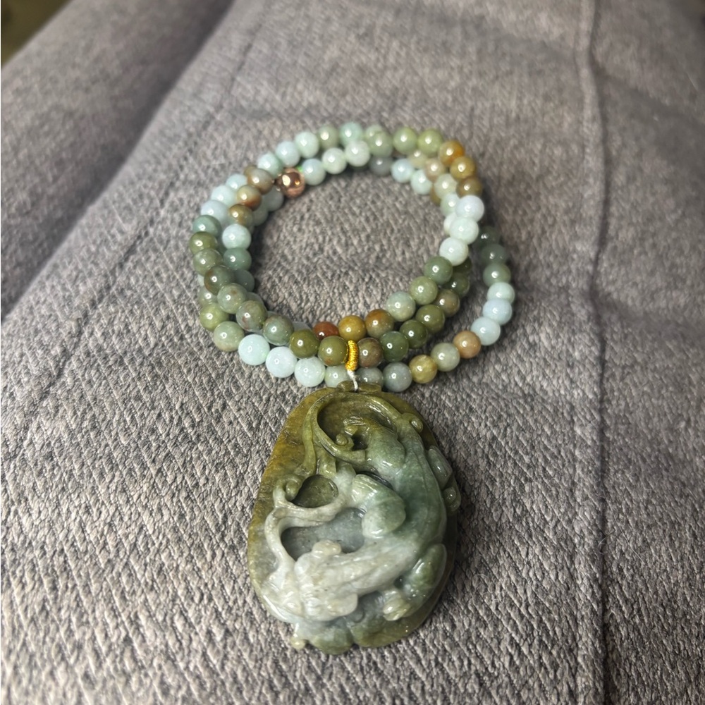 Grade A Jade Beaded Necklace with Tiger Pendant